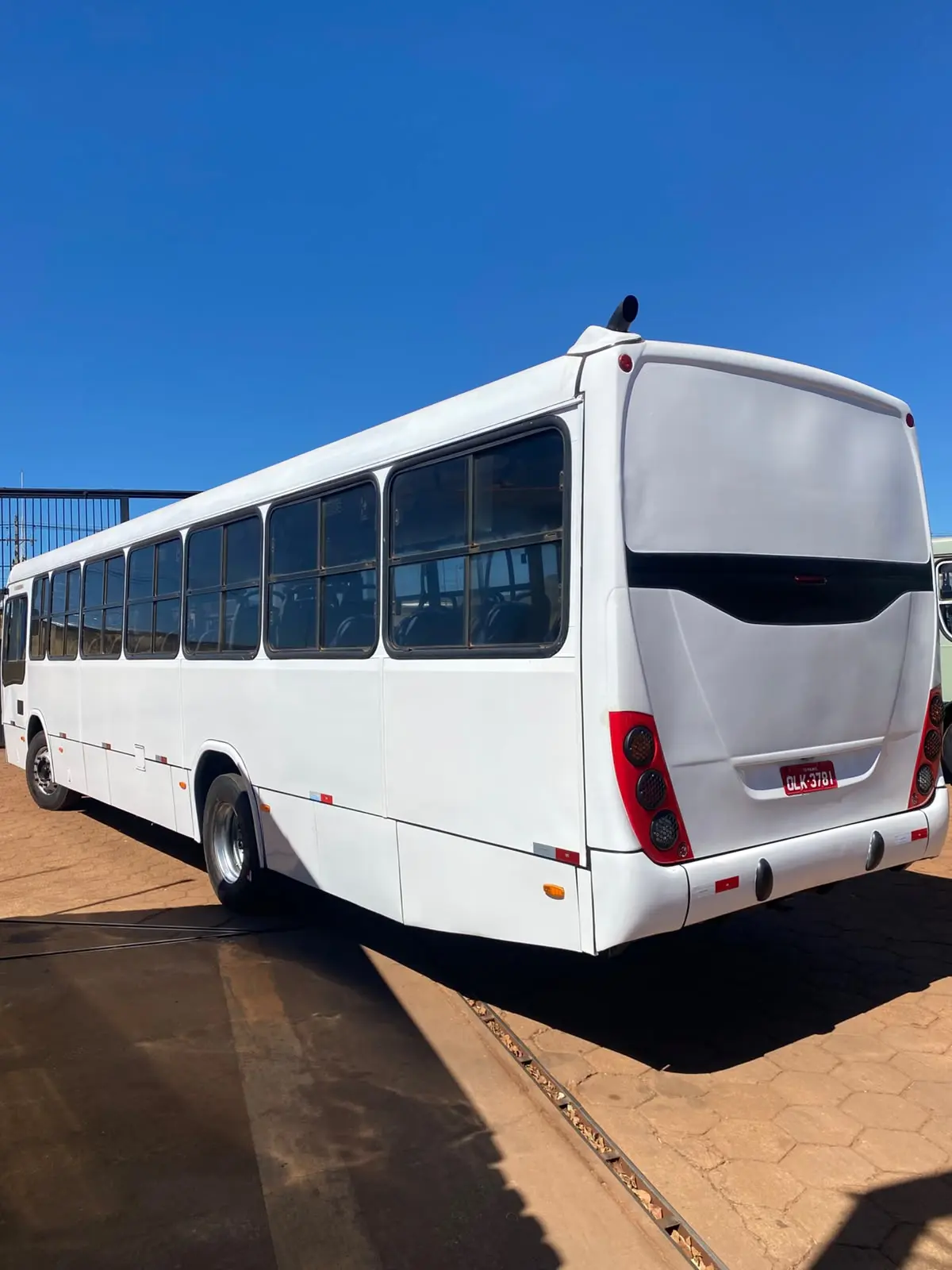 Ônibus  Volks Ano 2013 - Imagem 2