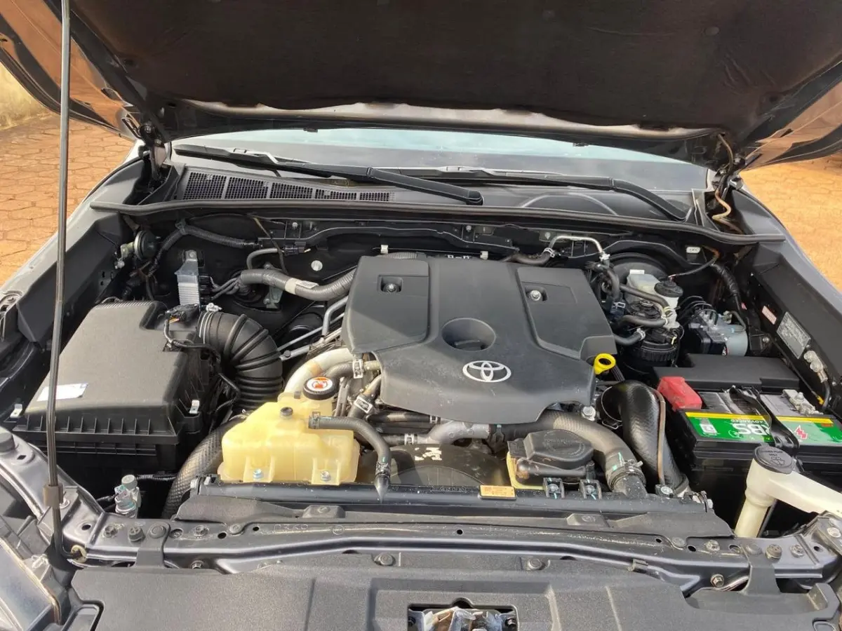 TOYOTA HILUX CD SR 4X4 2.8 TDI DIESEL AUT. 2024 - Imagem 8